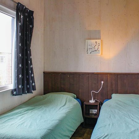 Beautiful Home In Sint-Annaland With Wifi 外观 照片